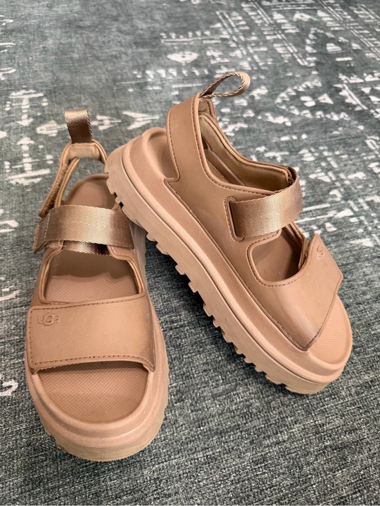UGG Shoes - UGG Women's Tan Chunky Platform Strap Sandals